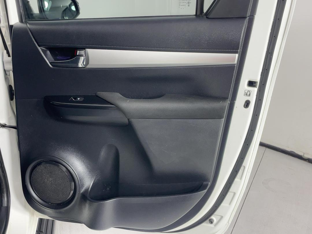 Photo '19' of Toyota Hilux