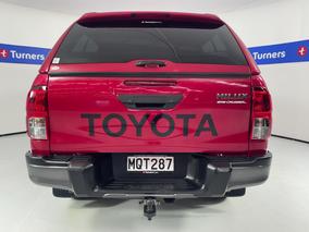 Photo '6' of Toyota Hilux