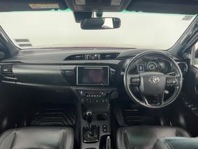 Photo '17' of Toyota Hilux