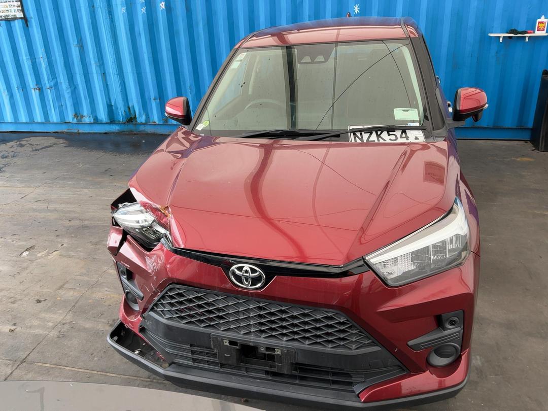 Photo '2' of Toyota Raize