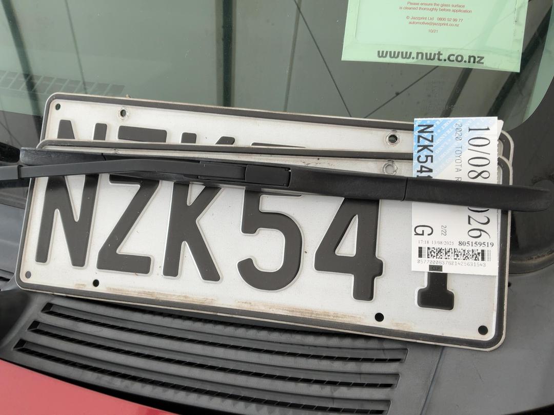 Photo '16' of Toyota Raize