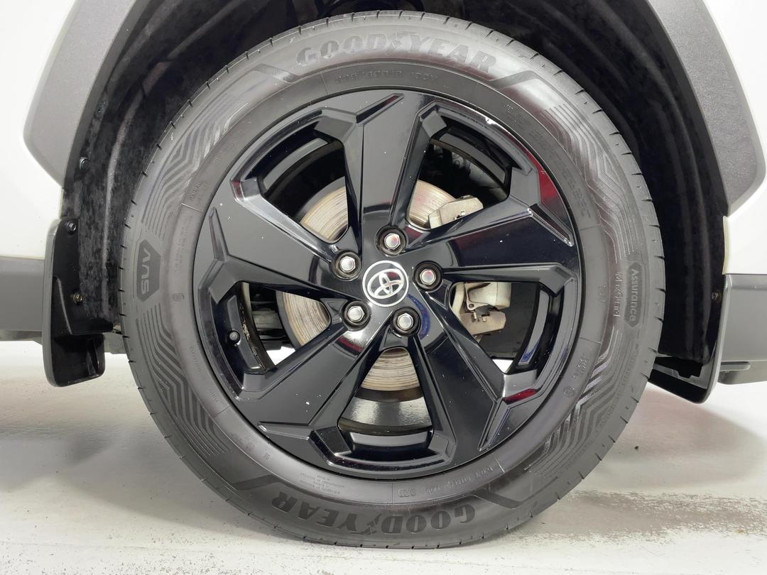 Photo '9' of Toyota Rav4