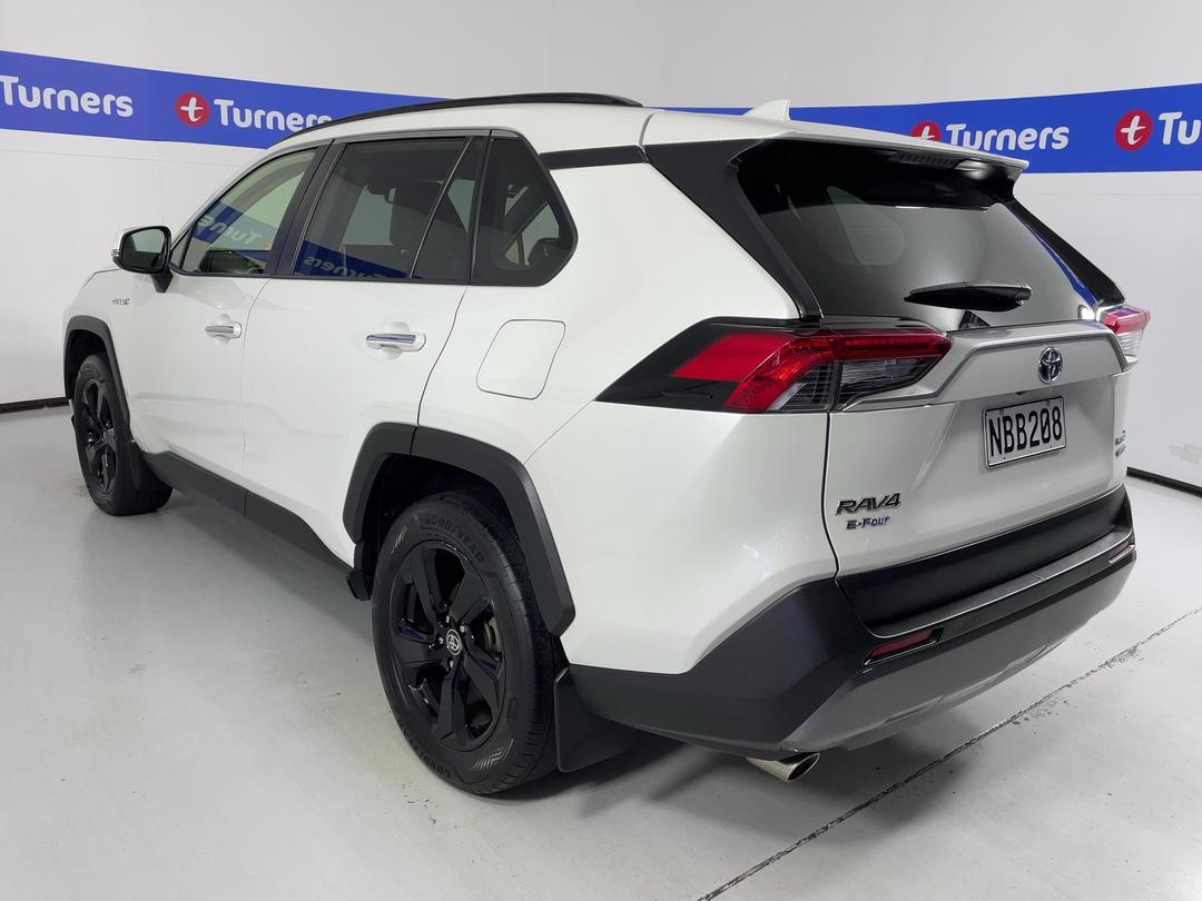 Photo '5' of Toyota Rav4