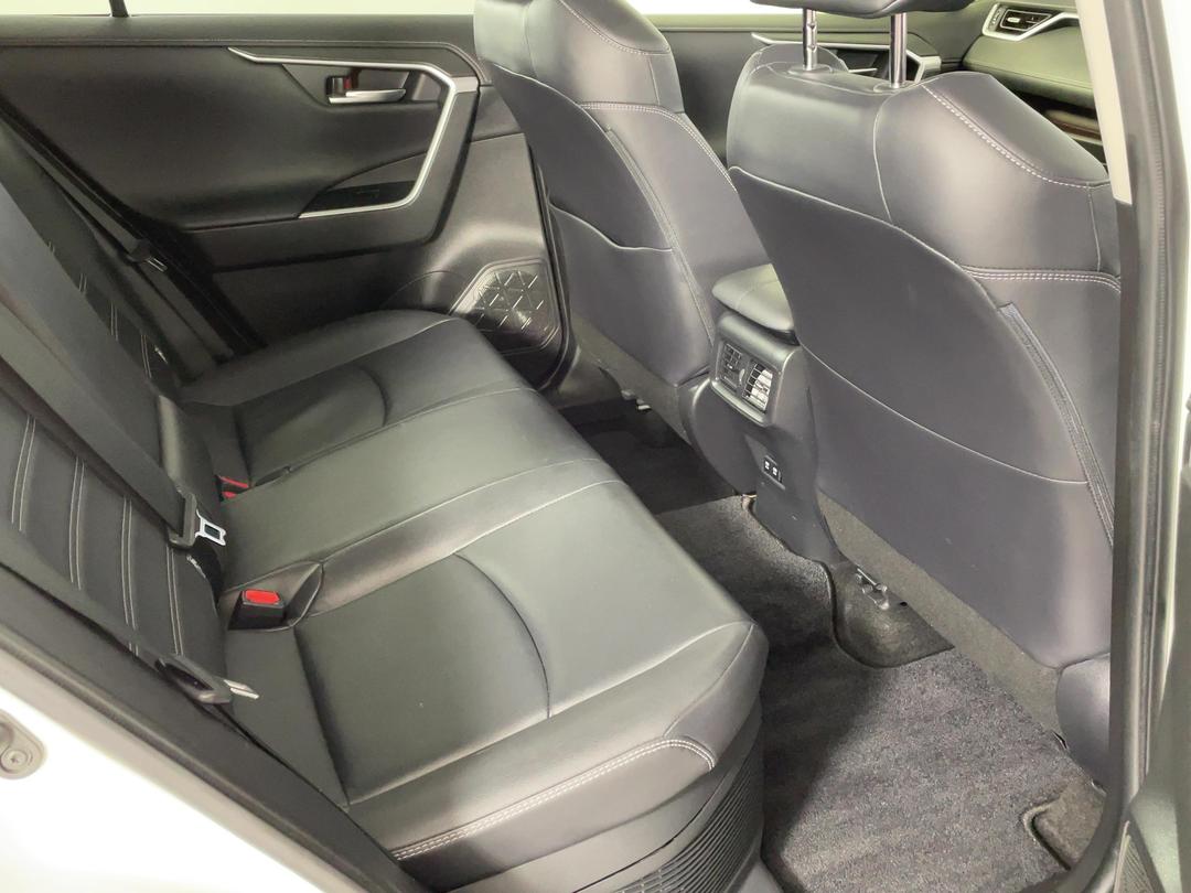Photo '20' of Toyota Rav4