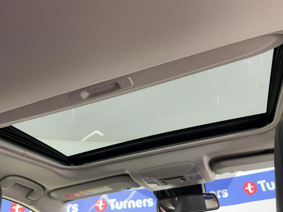 Photo '23' of Toyota Rav4