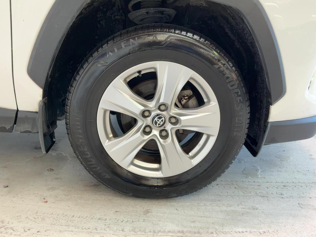 Photo '9' of Toyota Rav4
