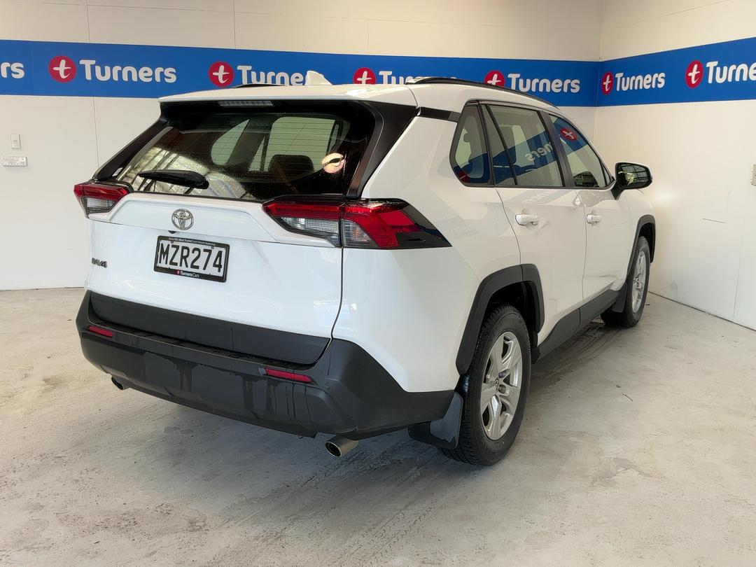 Photo '7' of Toyota Rav4