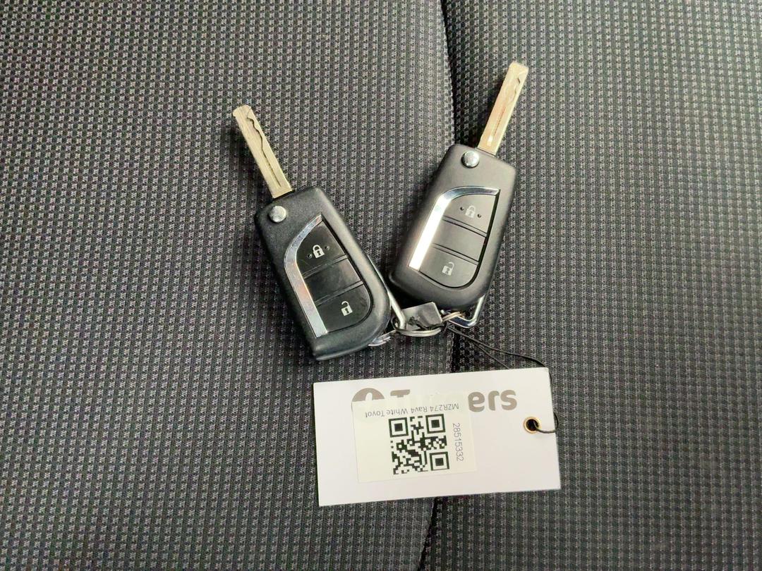 Photo '22' of Toyota Rav4