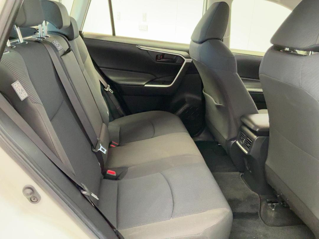Photo '20' of Toyota Rav4