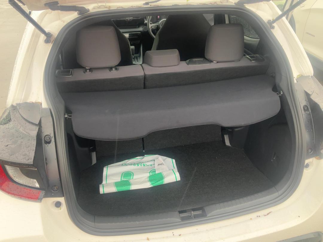 Photo '23' of Toyota Yaris Hybrid