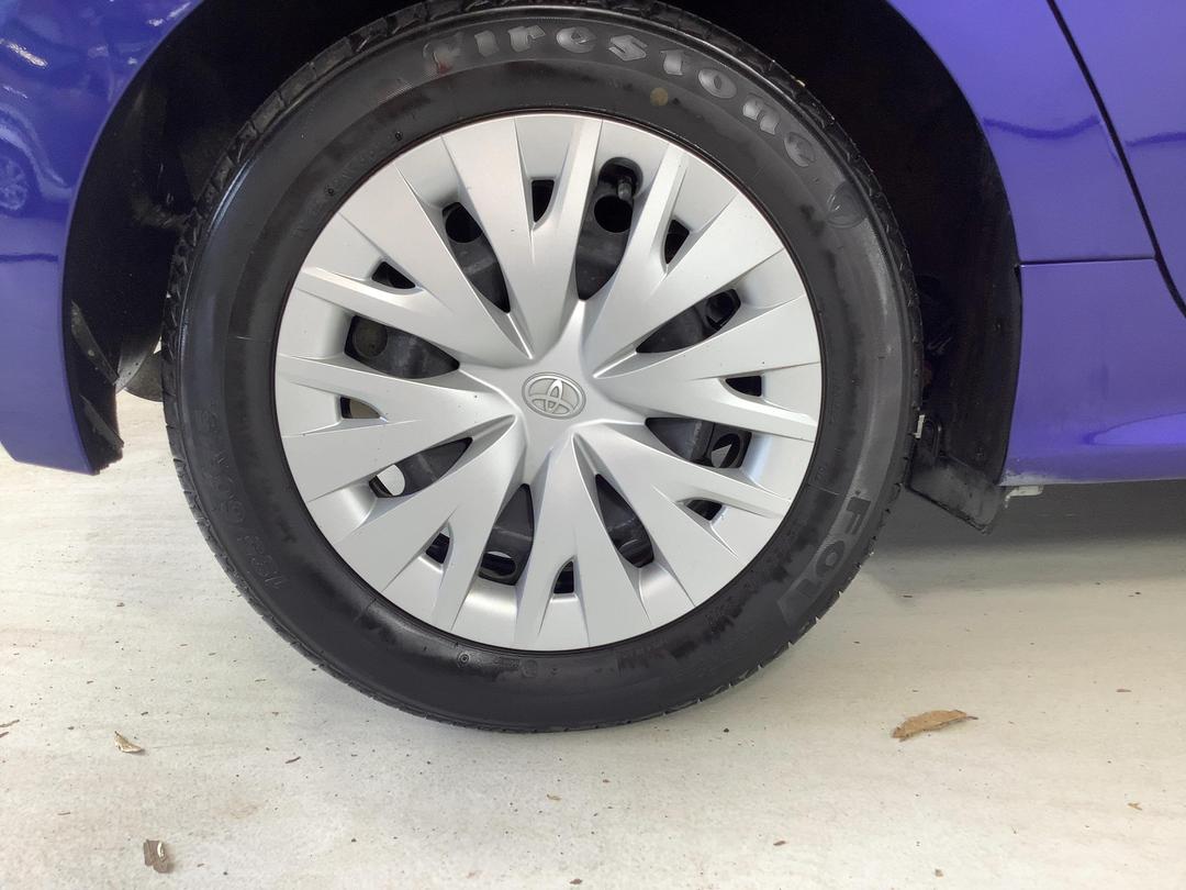 Photo '12' of Toyota Yaris