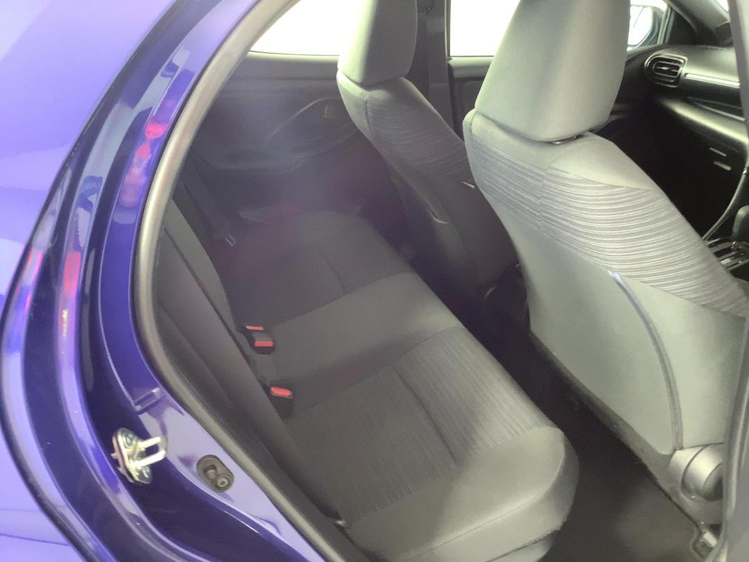 Photo '20' of Toyota Yaris