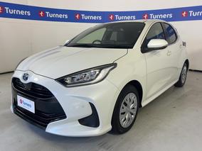 Photo '4' of Toyota Yaris