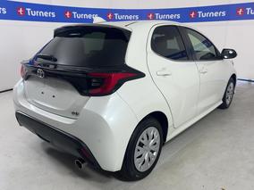 Photo '7' of Toyota Yaris