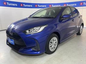 Photo '4' of Toyota Yaris