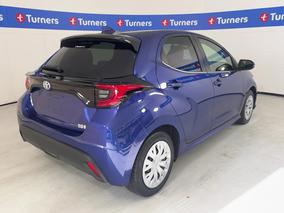 Photo '7' of Toyota Yaris