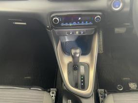 Photo '18' of Toyota Yaris