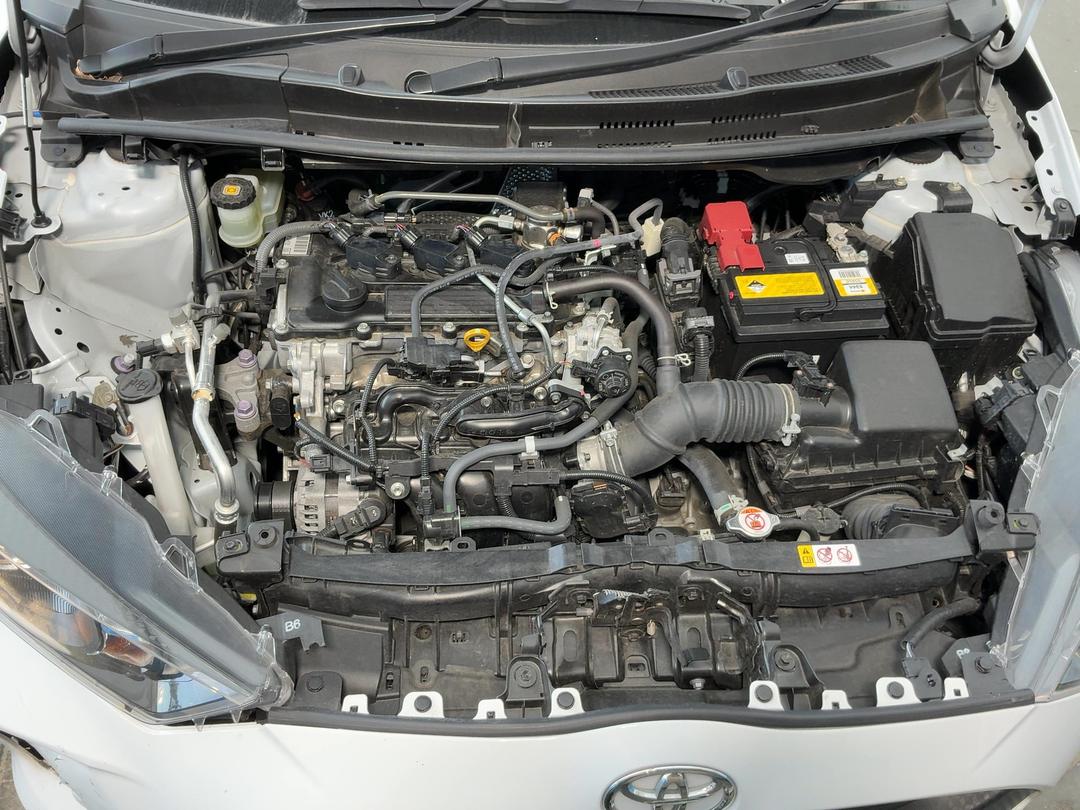 Photo '23' of Toyota Yaris GX