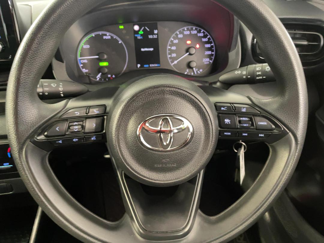 Photo '25' of Toyota Yaris