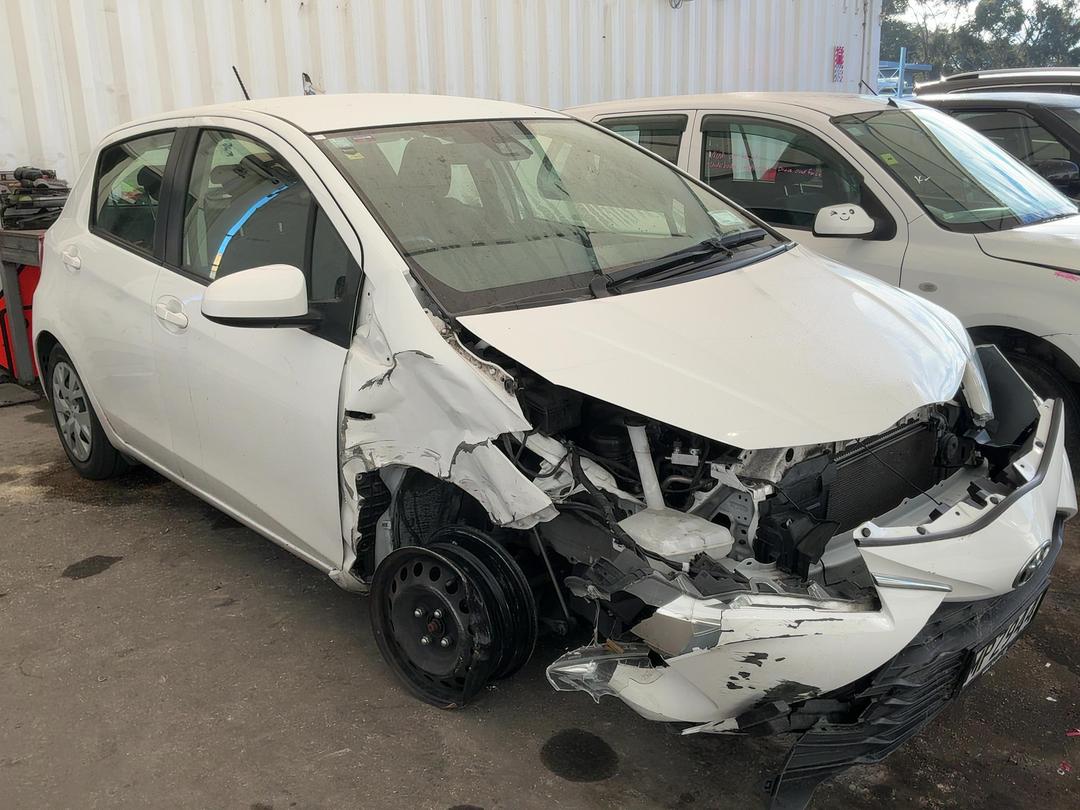Photo '3' of Toyota Yaris GX