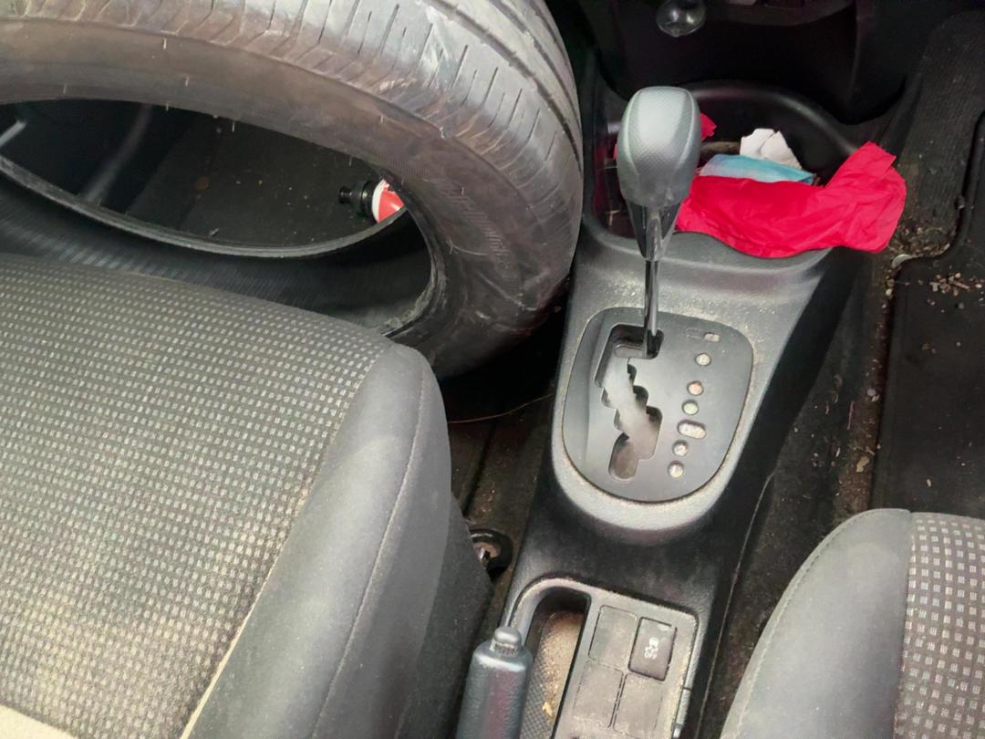 Photo '14' of Toyota Yaris GX