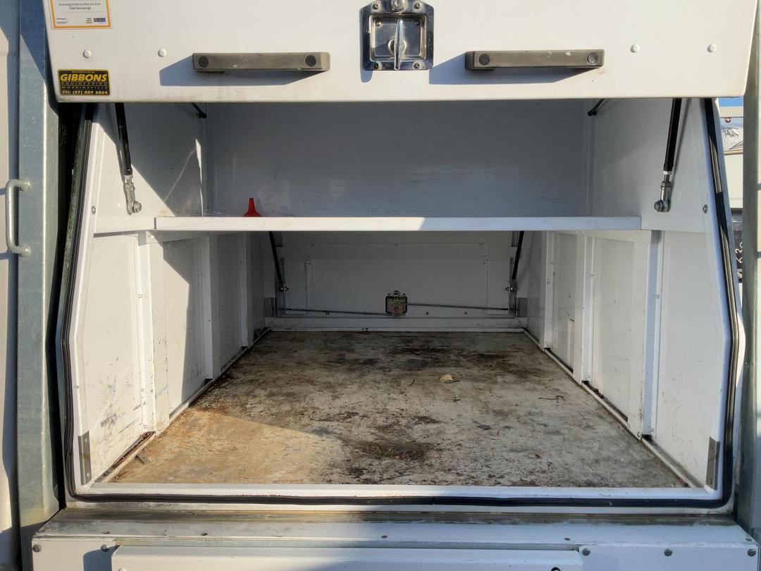Photo '31' of Volkswagen Crafter 35 MWB 130 2.0D/8AT Flat Deck
