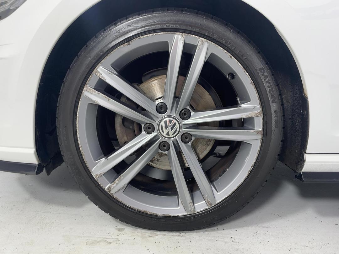 Photo '10' of Volkswagen Golf