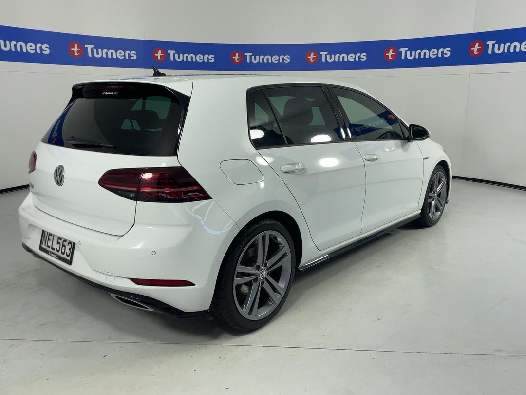 Photo '7' of Volkswagen Golf