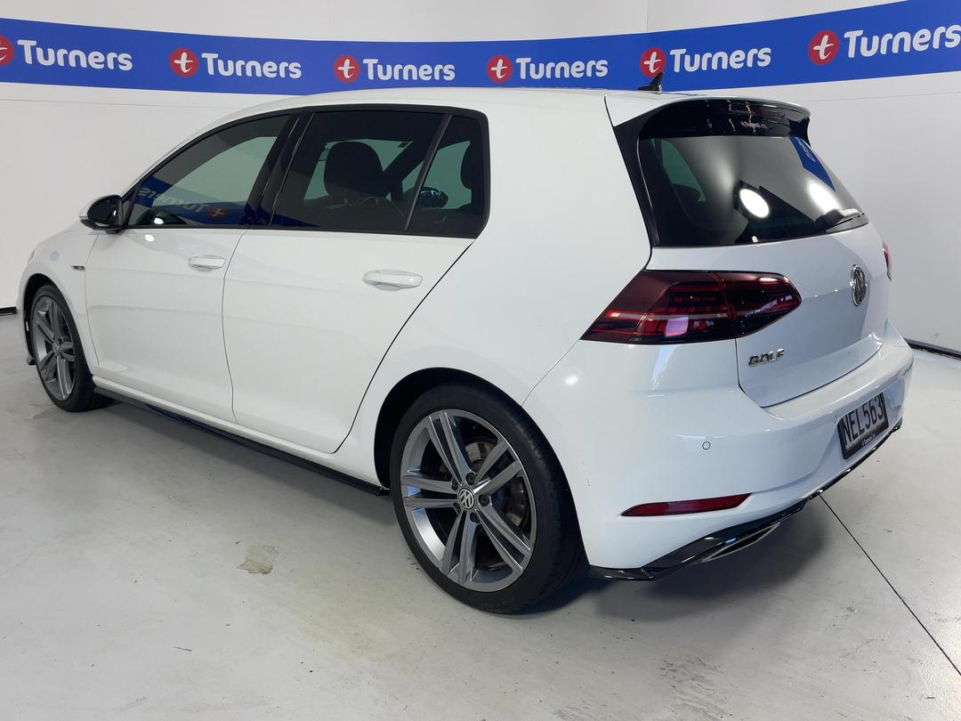 Photo '5' of Volkswagen Golf