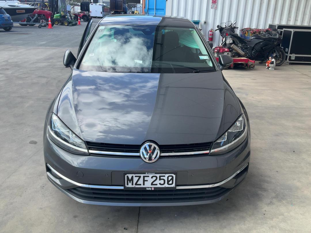 Photo '3' of Volkswagen Golf TSI Highline Photo '3' of Volkswagen Golf TSI Highline