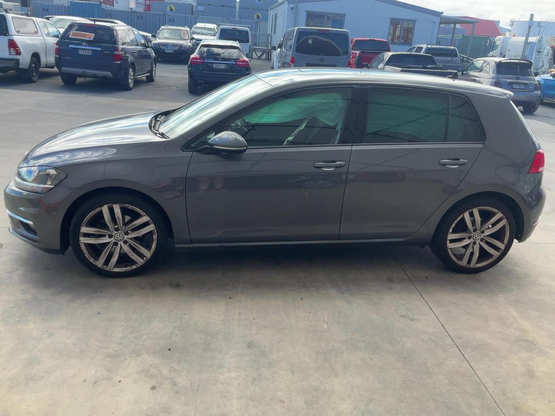 Photo '5' of Volkswagen Golf TSI Highline Photo '5' of Volkswagen Golf TSI Highline