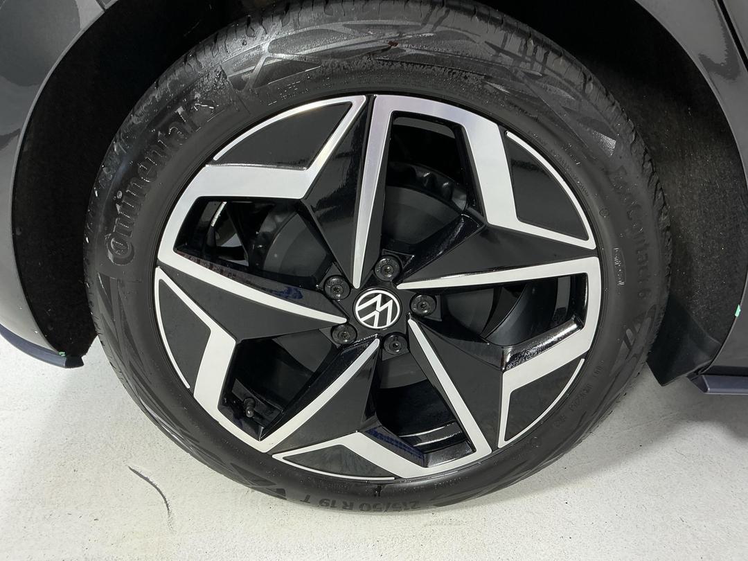 Photo '12' of Volkswagen ID3