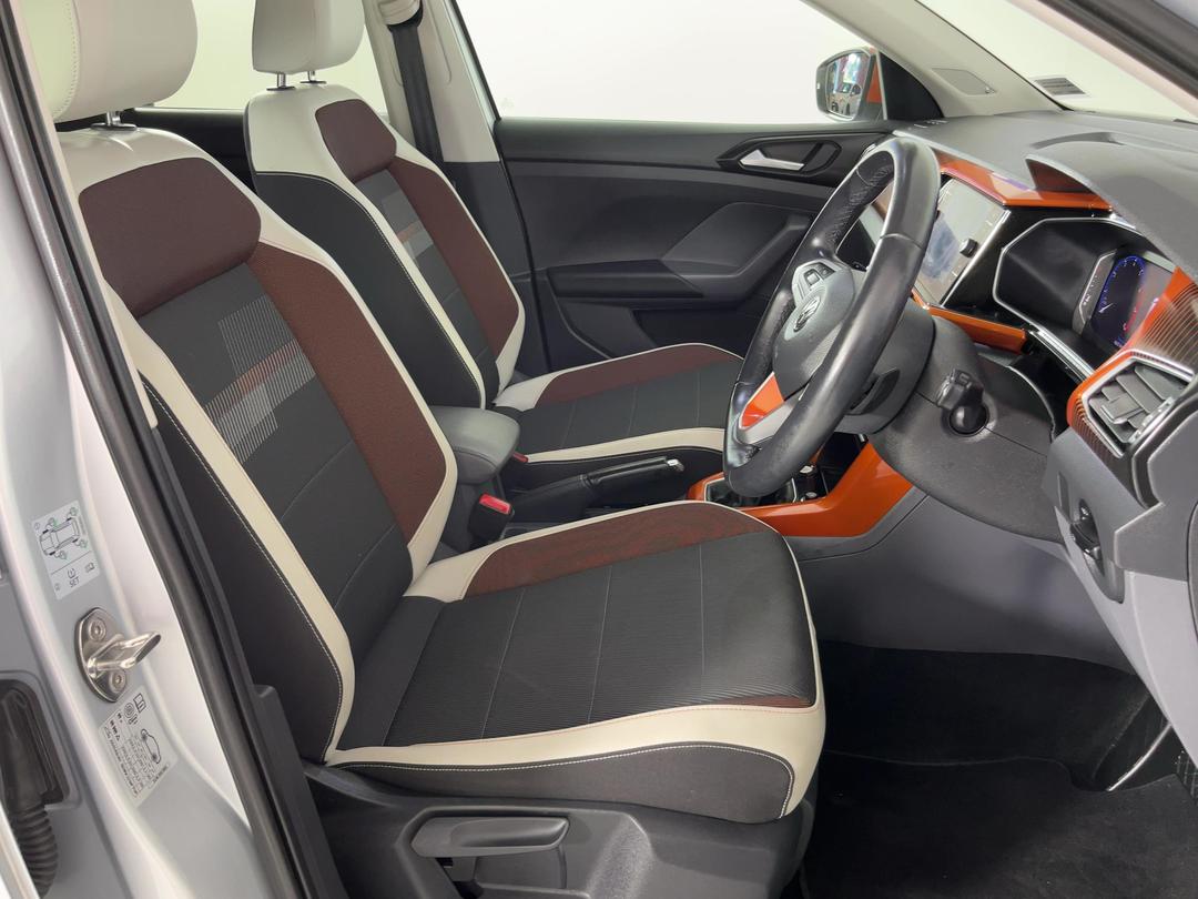 Photo '16' of Volkswagen T-Cross