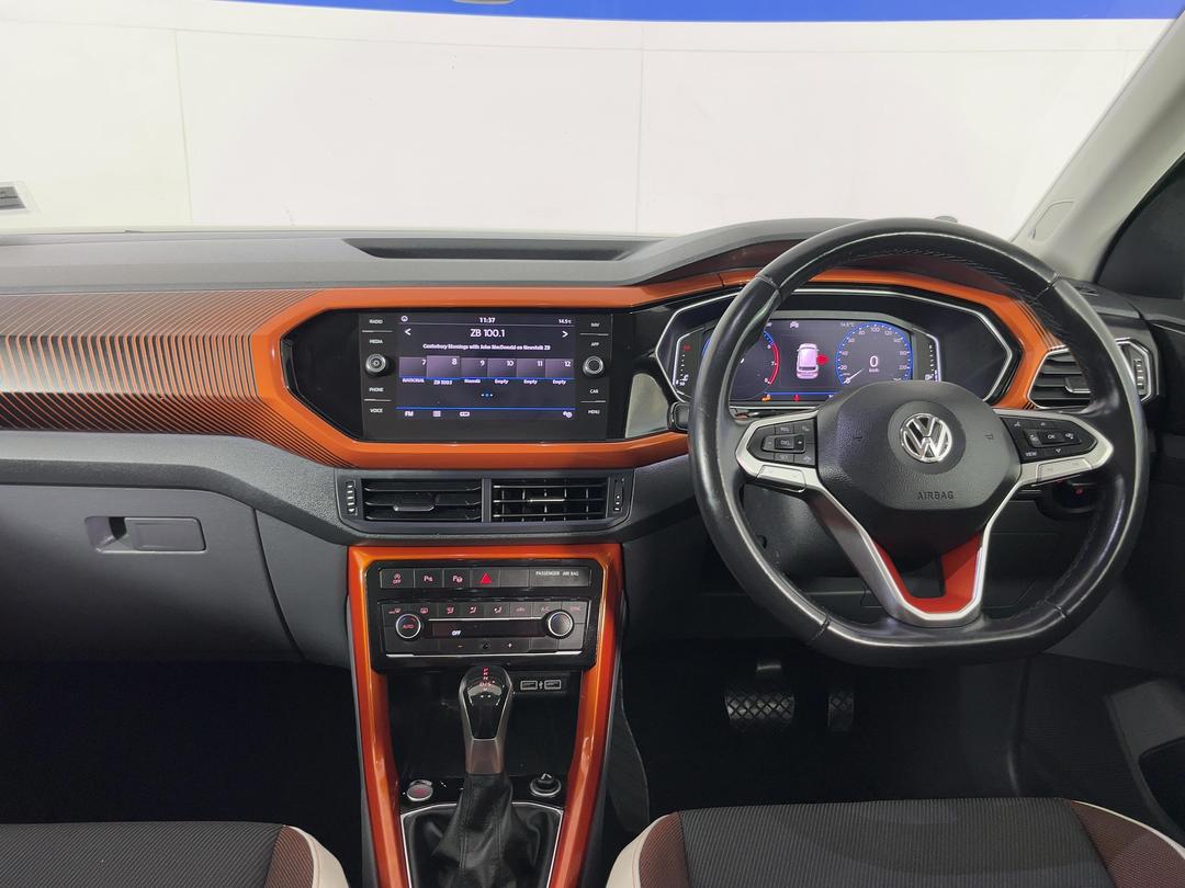 Photo '17' of Volkswagen T-Cross