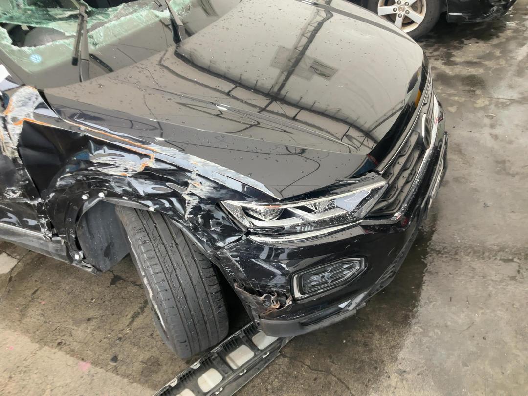 Photo '4' of Volkswagen T-ROC TSI Style DSG 2WD