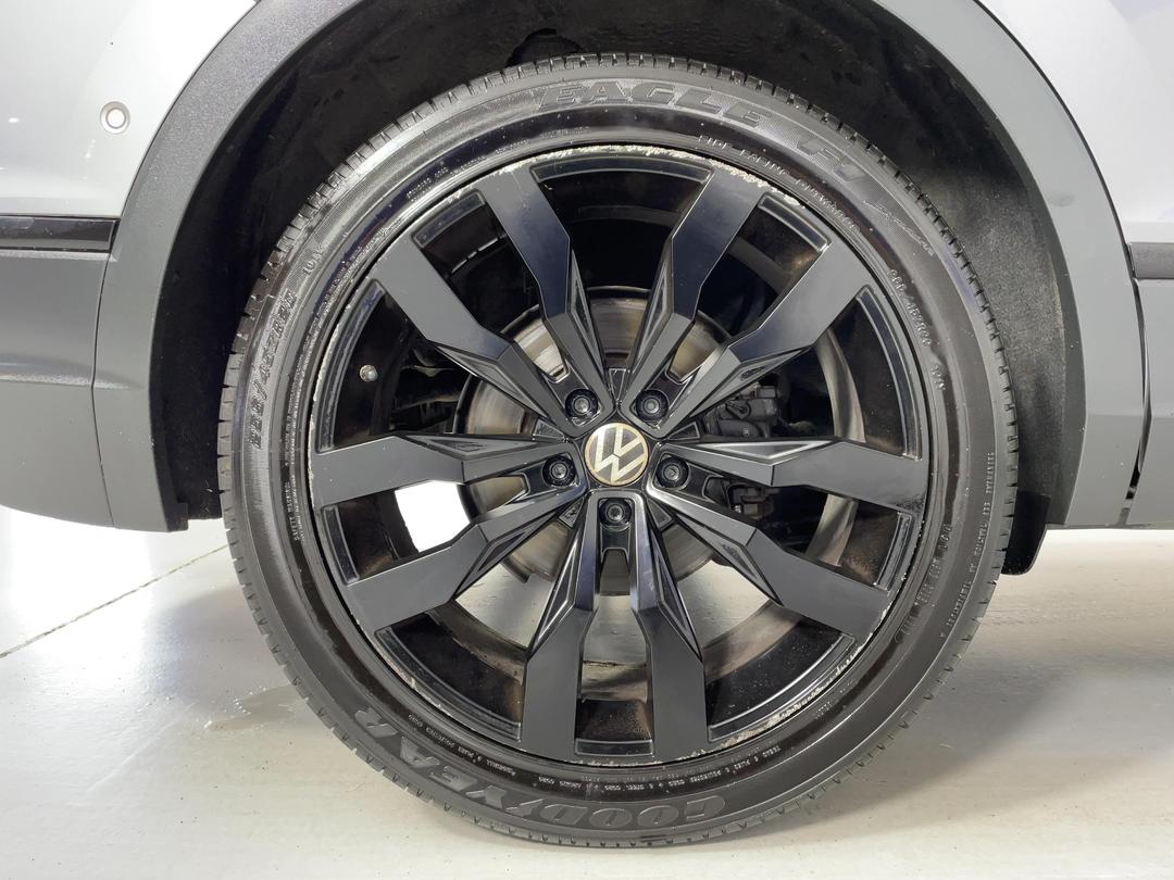 Photo '12' of Volkswagen Tiguan