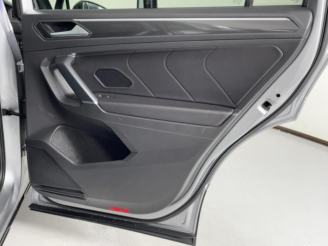 Photo '19' of Volkswagen Tiguan