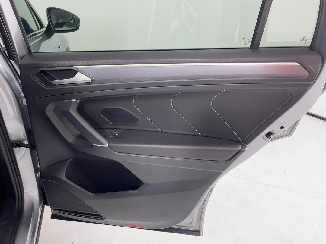 Photo '19' of Volkswagen Tiguan