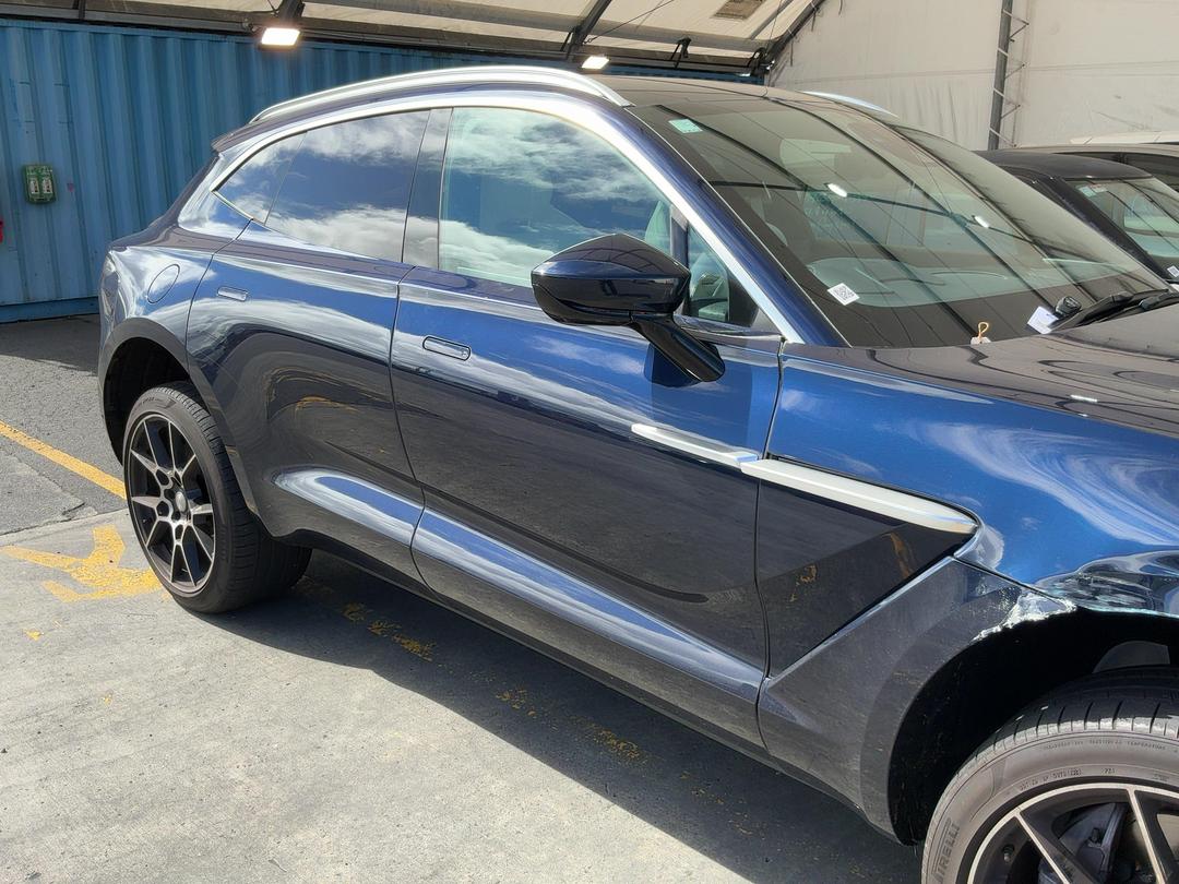 Photo '8' of Aston Martin DBX Photo '8' of Aston Martin DBX