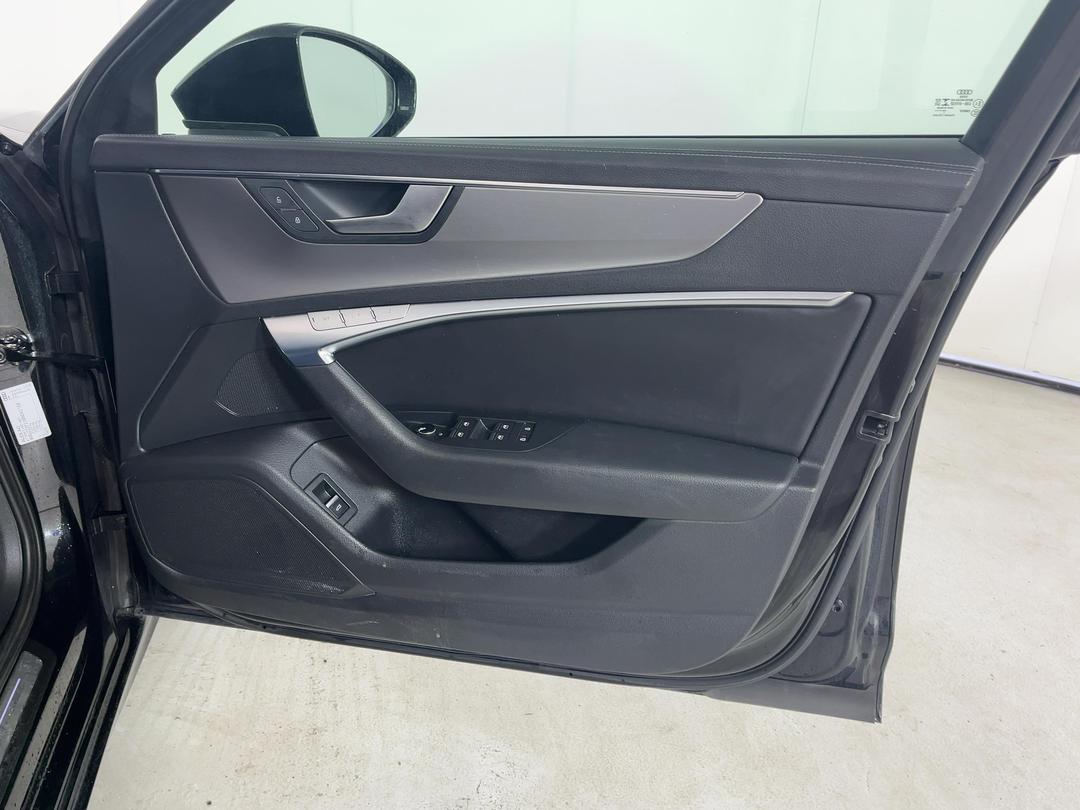 Photo '15' of Audi A6