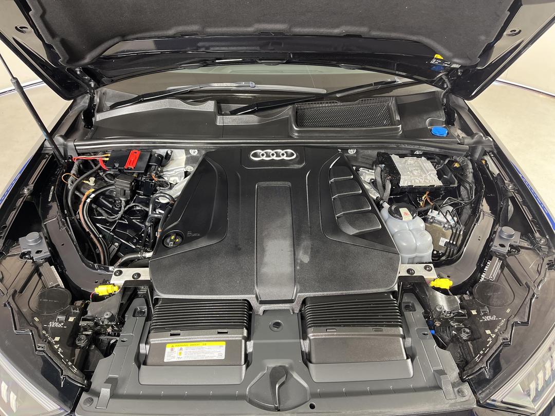 Photo '13' of Audi Q7