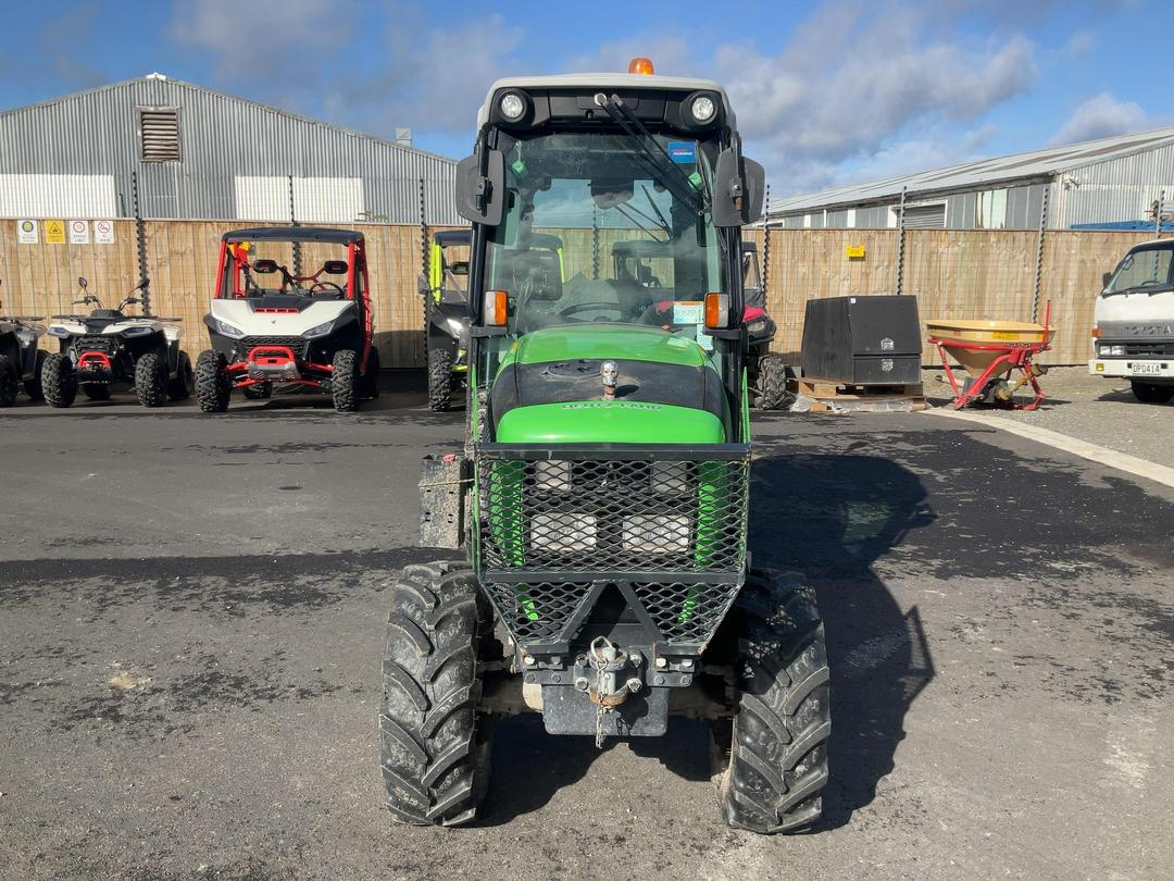 Photo '10' of Deutz-Fahr 320V Tractor