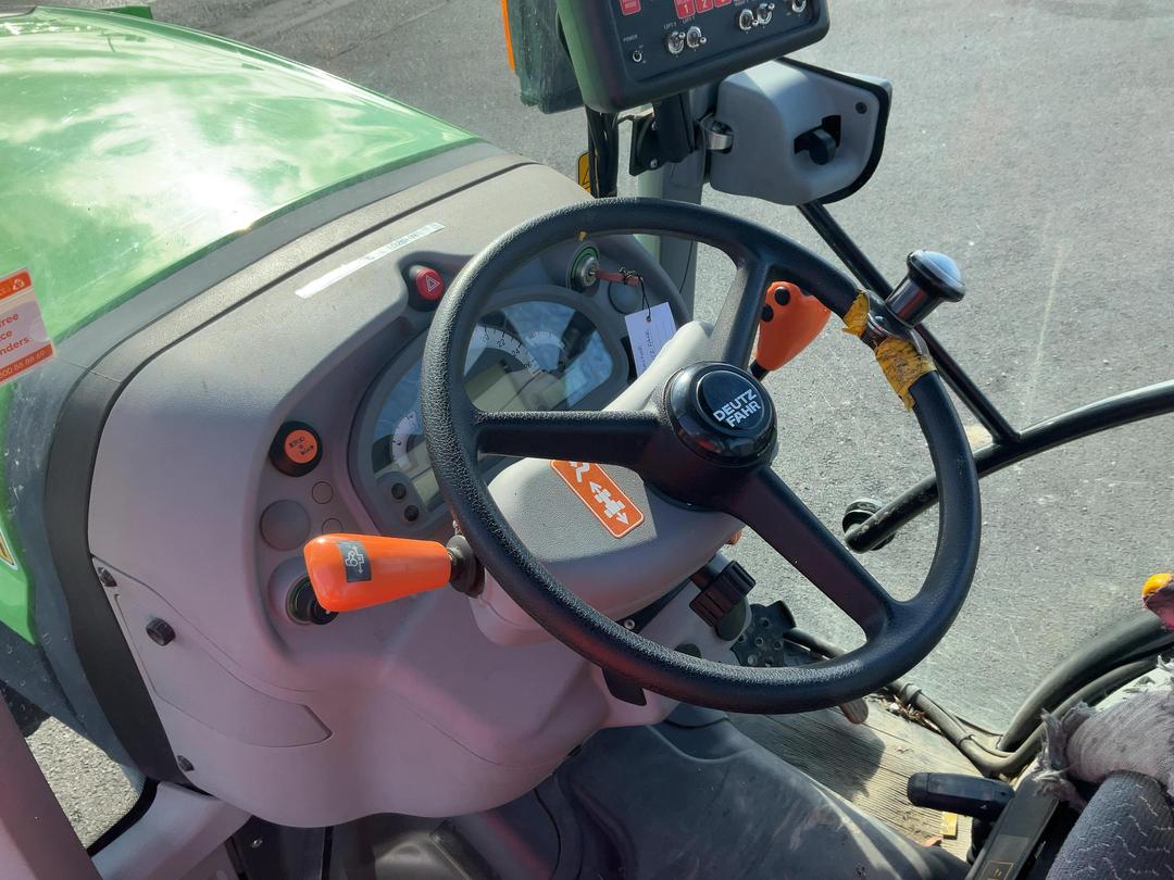 Photo '12' of Deutz-Fahr 320V Tractor