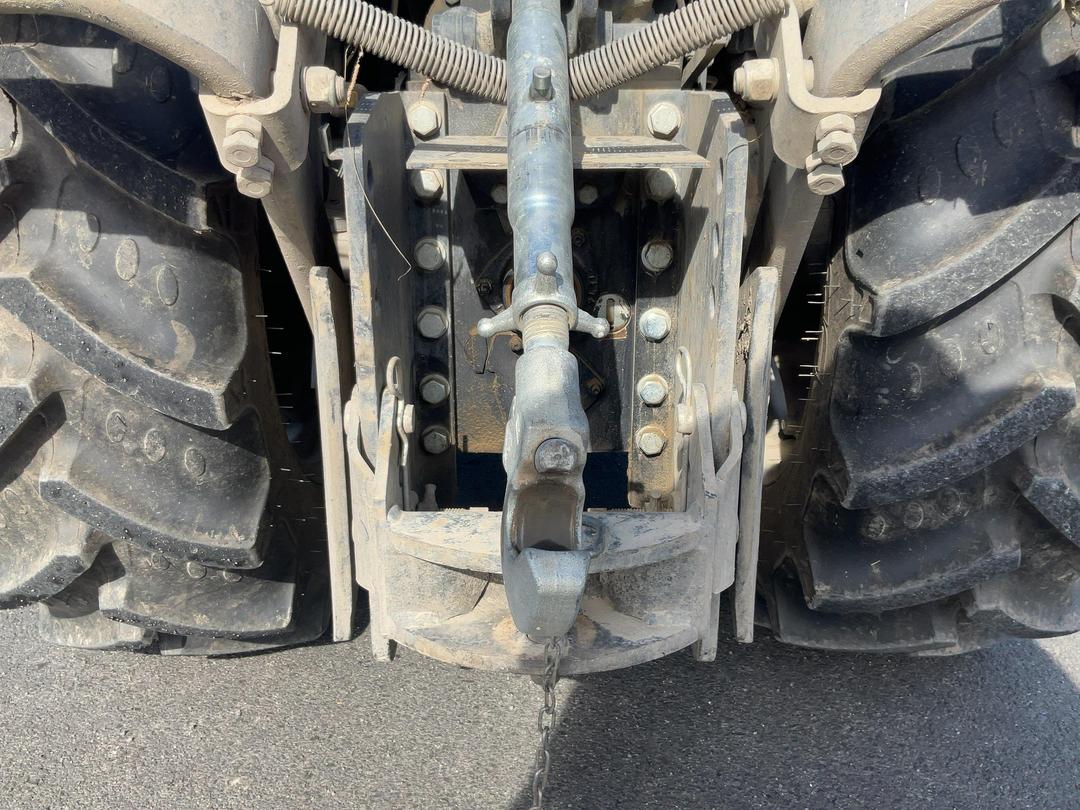 Photo '27' of Deutz-Fahr 320V Tractor