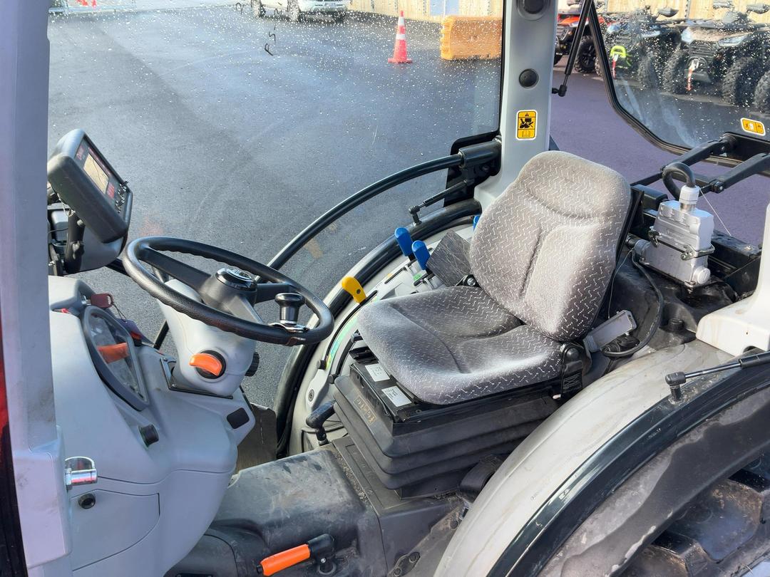 Photo '15' of Deutz-Fahr 320V Tractor