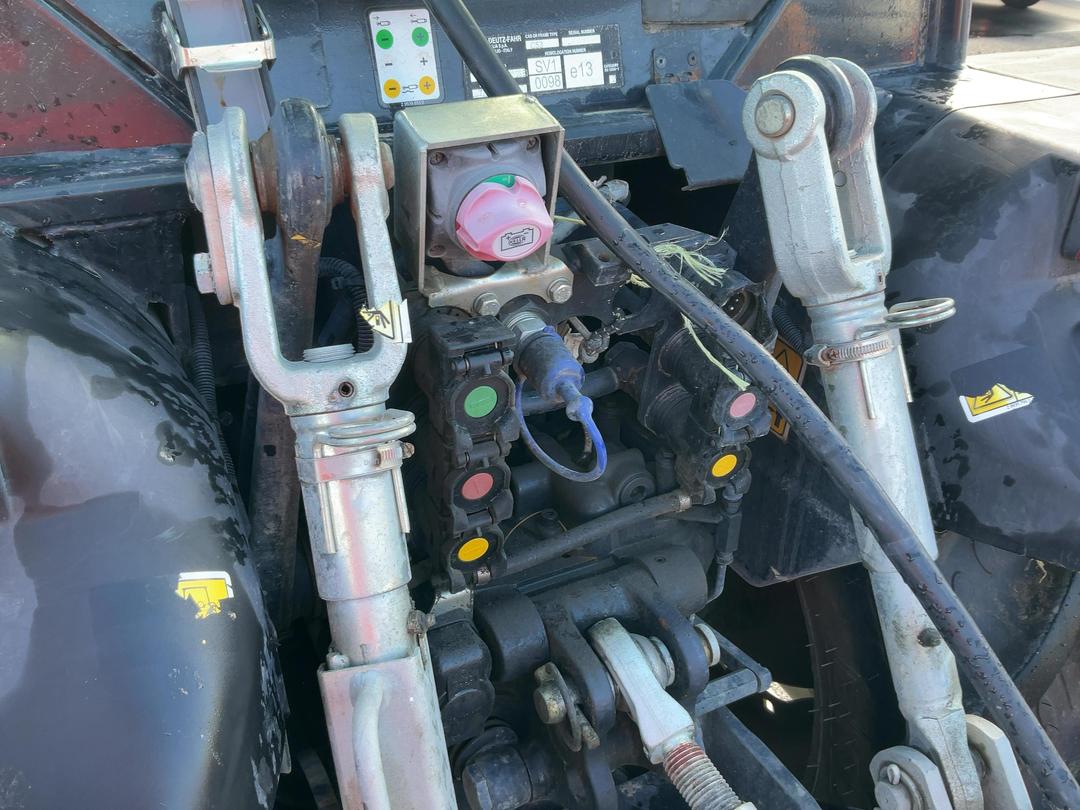 Photo '24' of Deutz-Fahr 320V Tractor