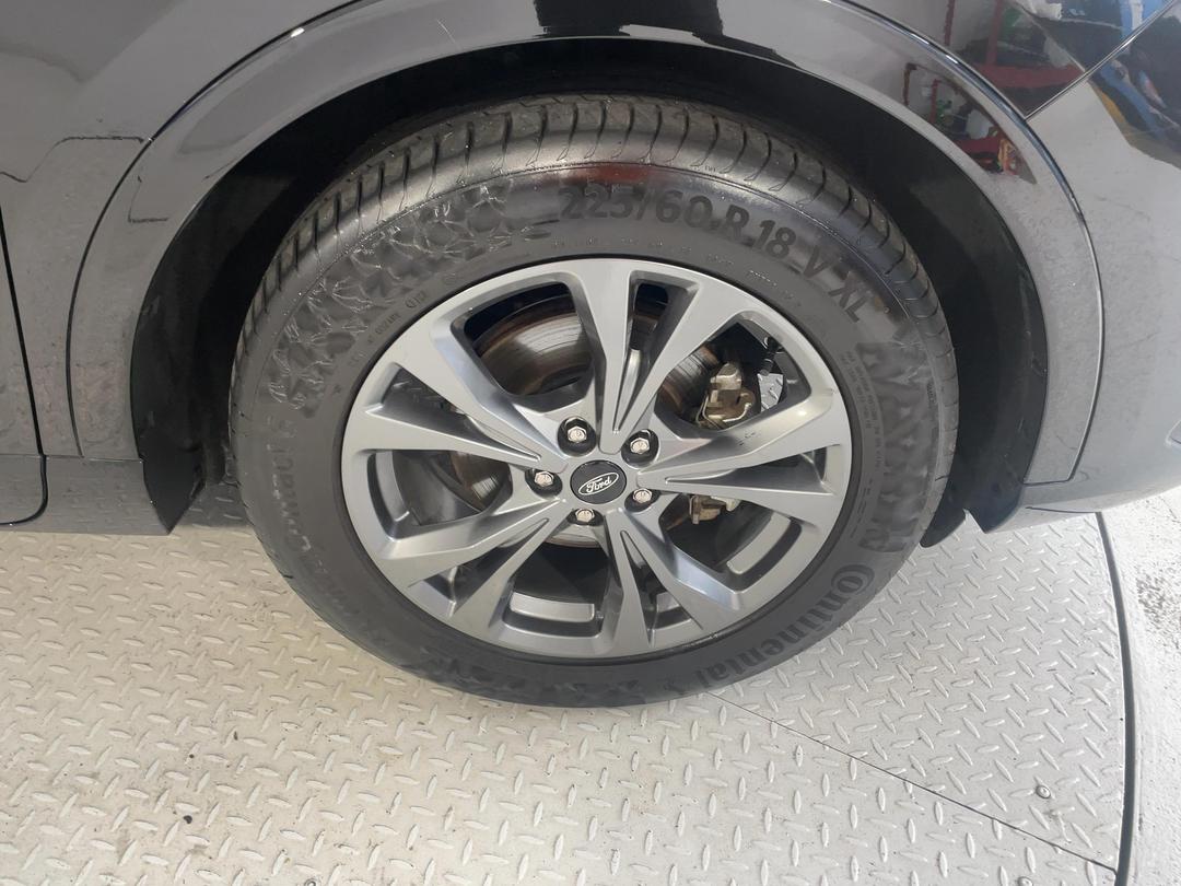Photo '9' of Ford Escape