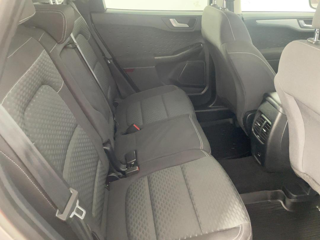 Photo '20' of Ford Escape
