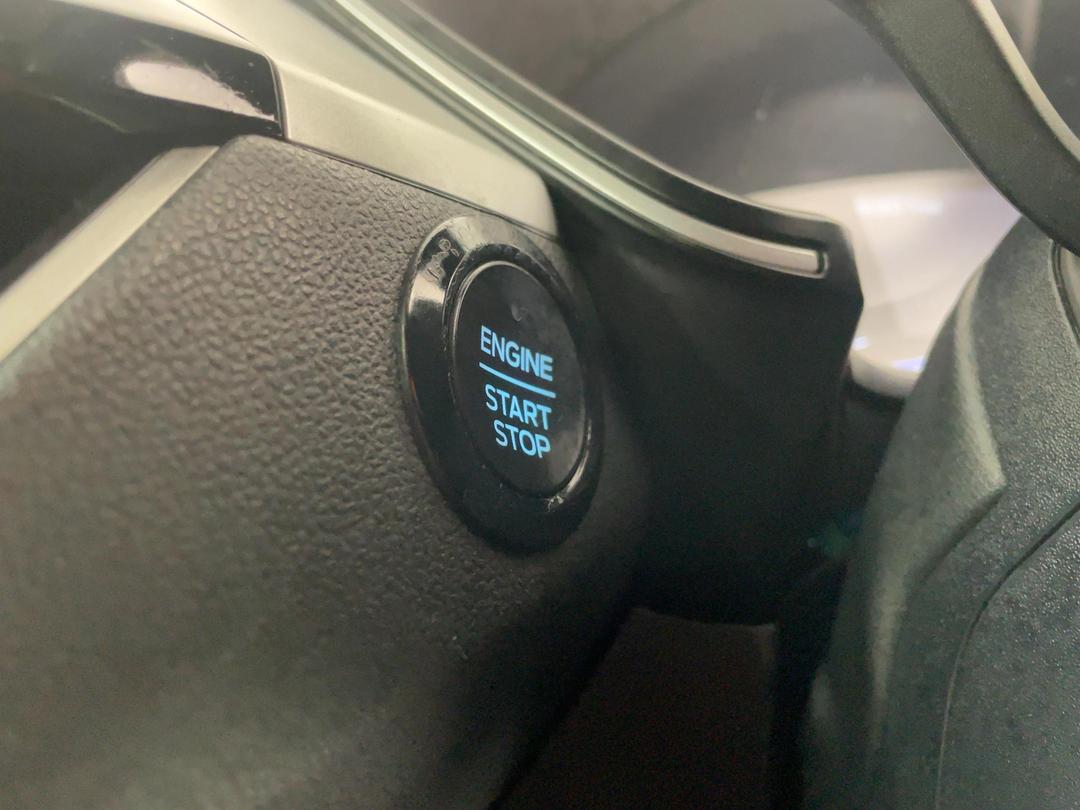 Photo '26' of Ford Escape
