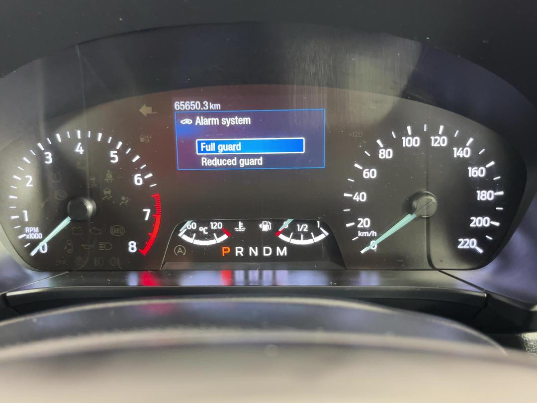 Photo '21' of Ford Escape